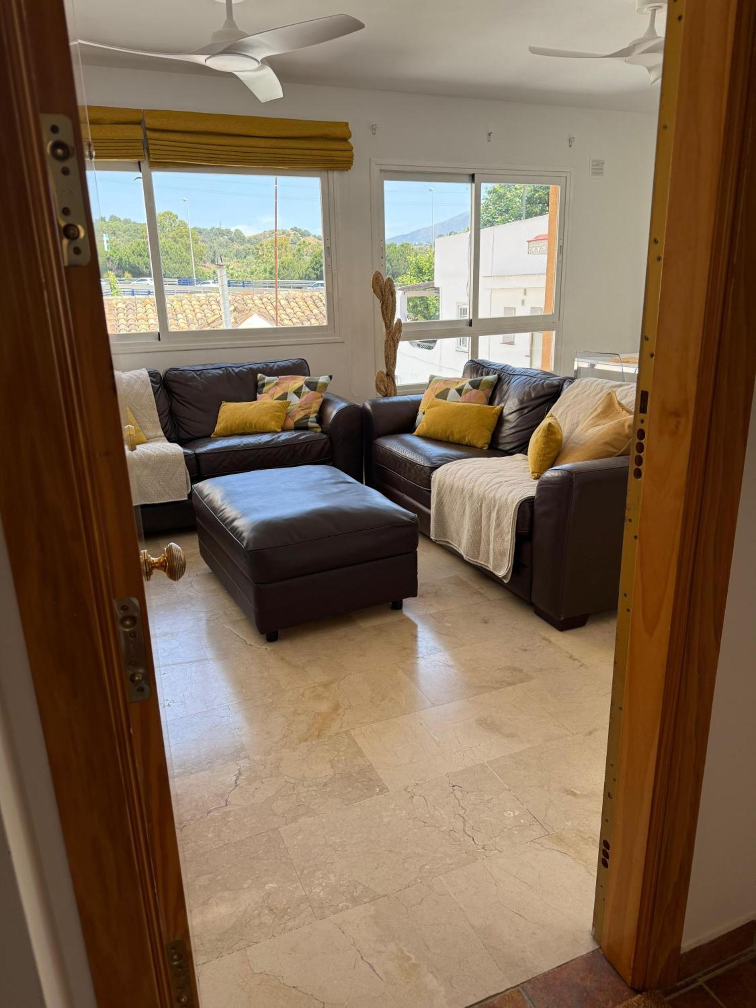 1b Barabas Apartment