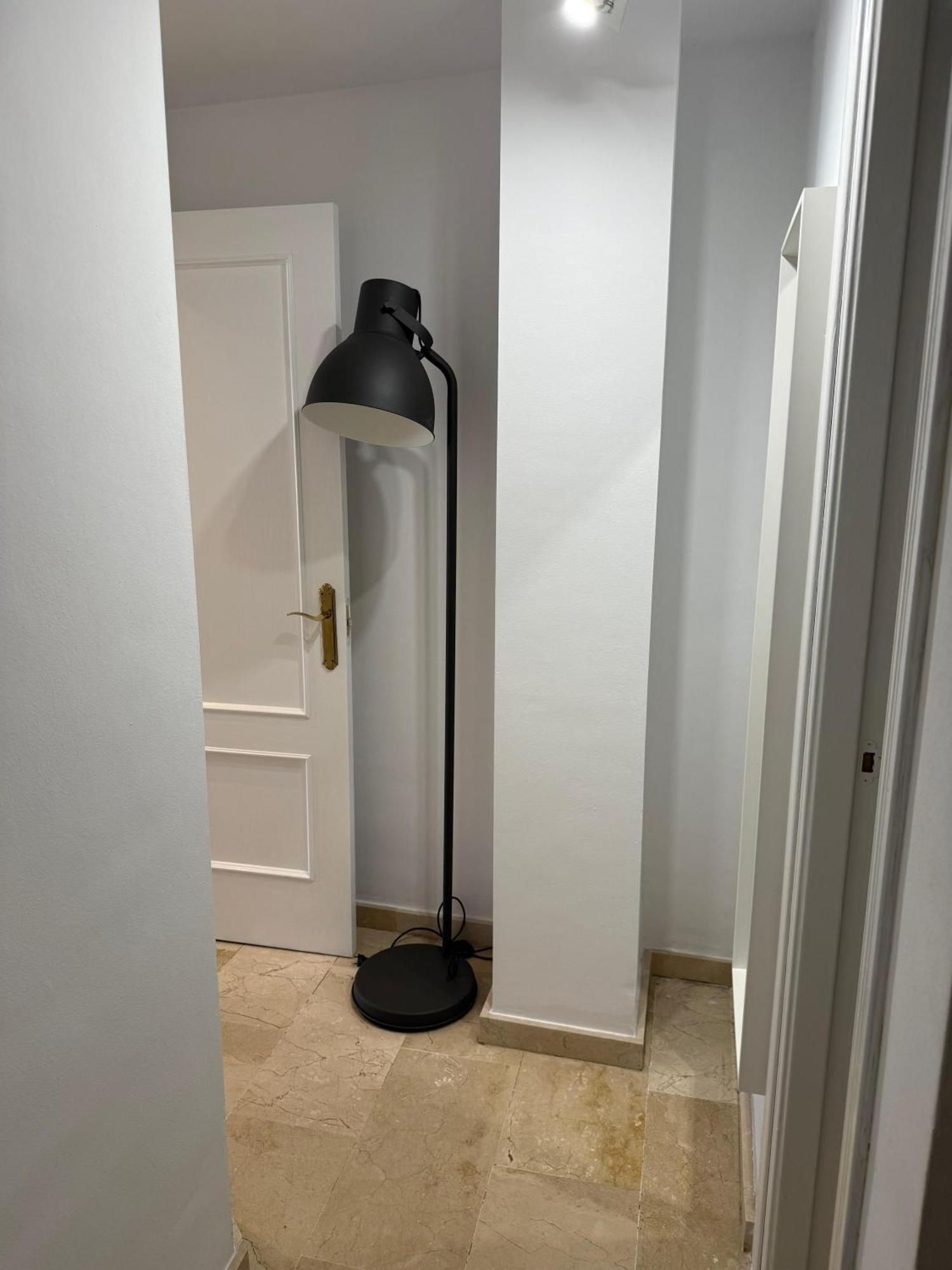 Apartment 1b Barabas *